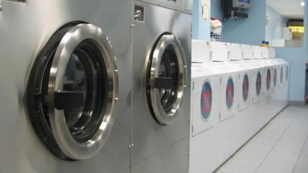 வாஷிங் மெஷின் வாங்கும்போது இதை கவனிச்சுருக்கீங்களா?.. ஏன் அது கிலோ கணக்கில் கணக்கிடப்படுகிறது? முழு விவரம்! வாஷிங் மெஷின் வாங்கும்போது இதை கவனிச்சுருக்கீங்களா?.. ஏன் அது கிலோ கணக்கில் கணக்கிடப்படுகிறது? முழு விவரம்!