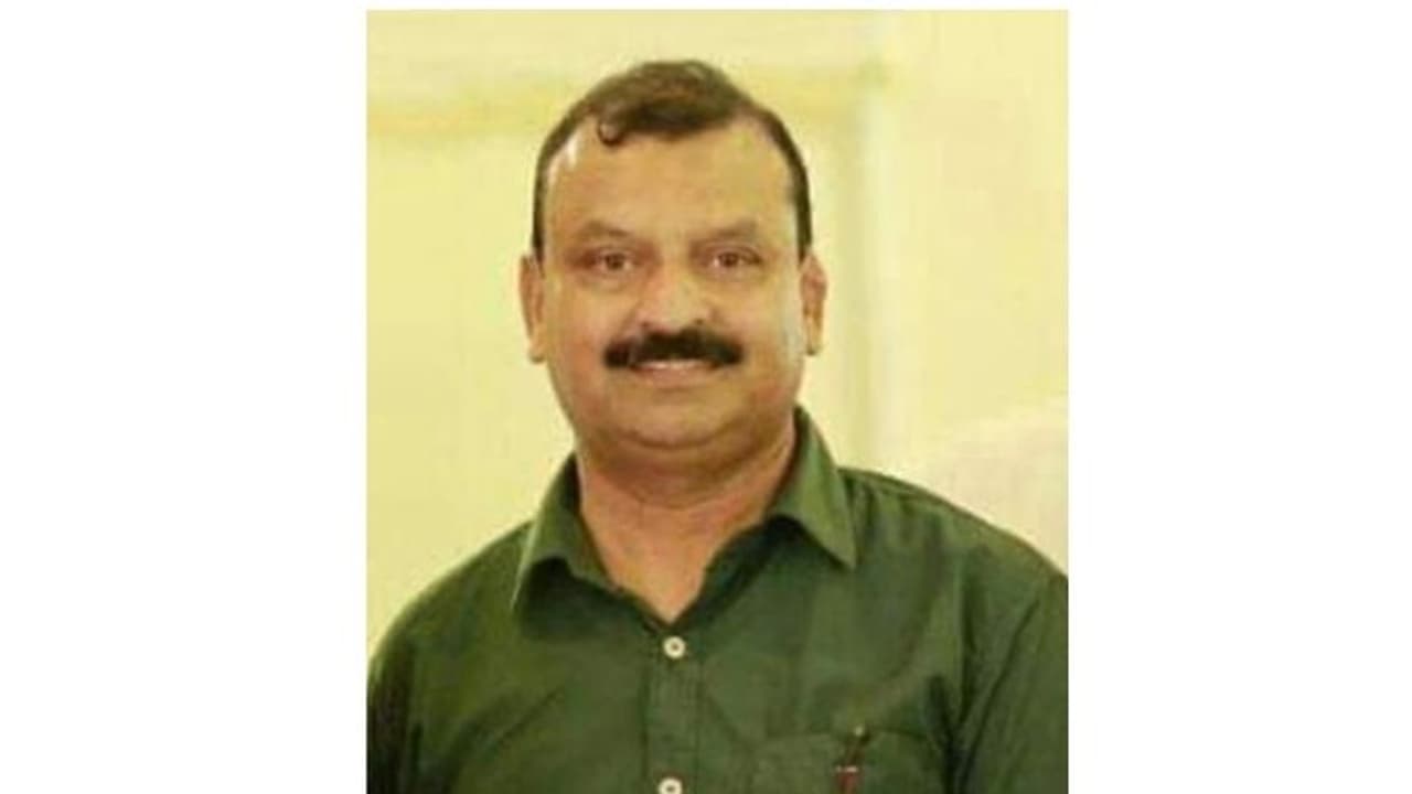 Expat Died : നെഞ്ചുവേദനയെ തുടര്ന്ന് ചികിത്സ തേടിയ പ്രവാസി മലയാളി ആശുപത്രിയില് മരിച്ചു Expat Died : നെഞ്ചുവേദനയെ തുടര്ന്ന് ചികിത്സ തേടിയ പ്രവാസി മലയാളി ആശുപത്രിയില് മരിച്ചു