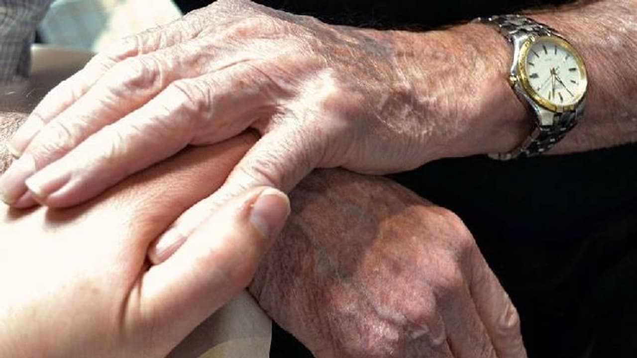 Assisted suicide in Austria : ഓസ്ട്രിയയിൽ അസിസ്റ്റഡ് സൂയിസൈഡ്, ഇവര്‍ക്ക് വിദ​ഗ്ദരുടെ സഹായത്തോടെ മരിക്കാം