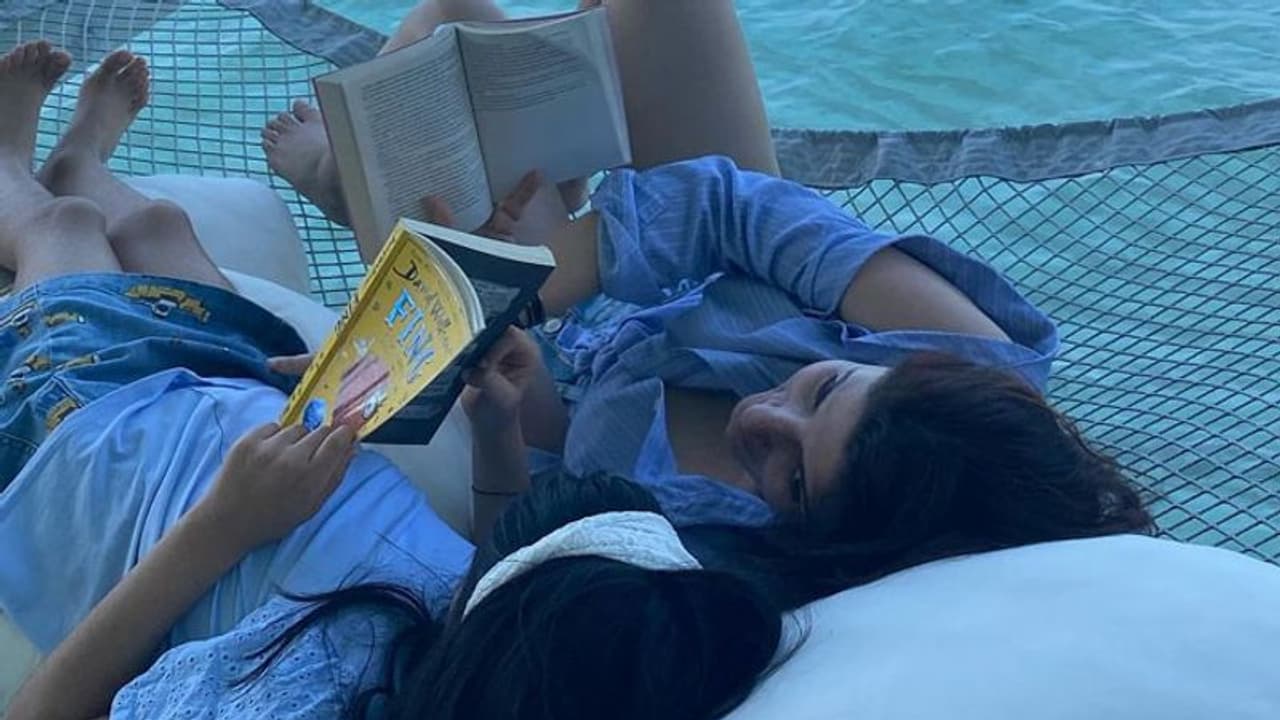 क्या बेटी के सवालों से तंग आ गई Akshay Kumar की पत्नी, बताया किस ट्रिक से बंद रखती है लाडली का मुंह क्या बेटी के सवालों से तंग आ गई Akshay Kumar की पत्नी, बताया किस ट्रिक से बंद रखती है लाडली का मुंह