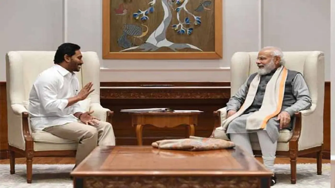 ఢిల్లీకి వెళ్లనున్న ఏపీ సీఎం జగన్.. రేపు ఉదయం ప్రధాని మోదీతో భేటీ