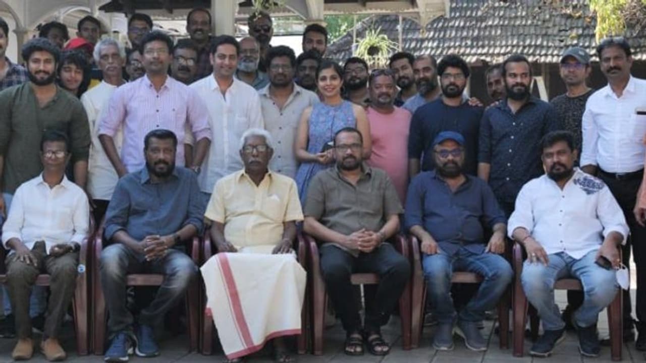 Third Murder movie : സൈജു കുറുപ്പ്, വിനയ് ഫോര്ട്ട്, ഇന്ദ്രന്സ്; 'തേര്ഡ് മര്ഡര്' ആരംഭിച്ചു Third Murder movie : സൈജു കുറുപ്പ്, വിനയ് ഫോര്ട്ട്, ഇന്ദ്രന്സ്; 'തേര്ഡ് മര്ഡര്' ആരംഭിച്ചു