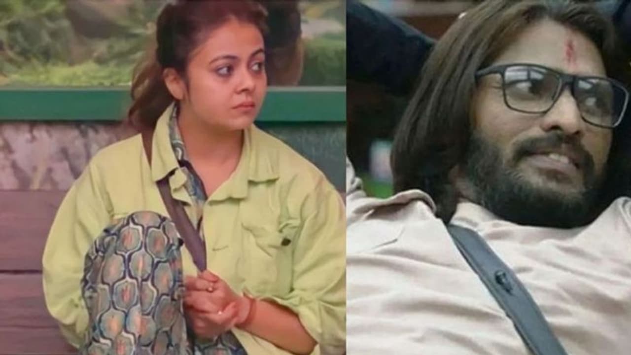 Bigg Boss 15: देवोलीना और अभिजीत बिचकुले ने एक दूसरे पर की गालियों की बौछार, बिग बॉस को देना पड़ा दखल Bigg Boss 15: देवोलीना और अभिजीत बिचकुले ने एक दूसरे पर की गालियों की बौछार, बिग बॉस को देना पड़ा दखल