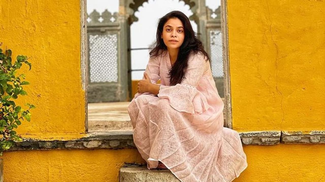 Prem Chopra Ekta Kapoor के बाद Sumona Chakravarti को हुआ कोरोना, घर में किया खुद को आइसोलेट Prem Chopra Ekta Kapoor के बाद Sumona Chakravarti को हुआ कोरोना, घर में किया खुद को आइसोलेट