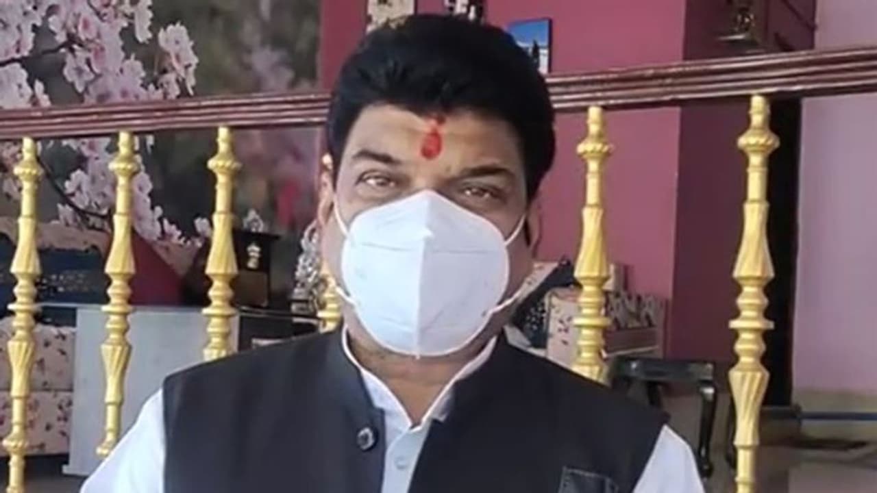 बड़ी खबर: इंदौर में कोरोना की थर्ड वेव की आहट! होने लगीं मौतें..मंत्री Govind Singh Rajput दूसरी बार पॉजिटिव बड़ी खबर: इंदौर में कोरोना की थर्ड वेव की आहट! होने लगीं मौतें..मंत्री Govind Singh Rajput दूसरी बार पॉजिटिव