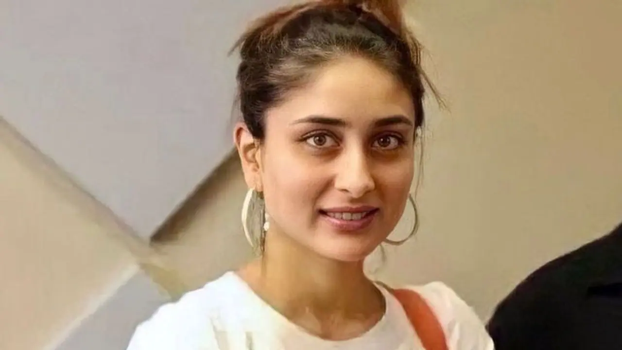 पिचके गाल, आंखों के नीचे काले धब्बे और बिना मेकअप वायरल हो रही Kareena Kapoor फोटो, पहचानना हुआ मुश्किल पिचके गाल, आंखों के नीचे काले धब्बे और बिना मेकअप वायरल हो रही Kareena Kapoor फोटो, पहचानना हुआ मुश्किल