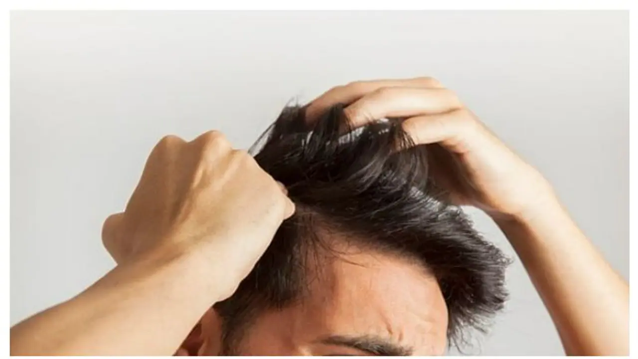 இளம் வயதிலேயே கெமிக்கல் டை பயன்படுத்துபவரா நீங்கள்? இனி கவலை வேண்டாம்? கொய்யா இலை போதும்! இளம் வயதிலேயே கெமிக்கல் டை பயன்படுத்துபவரா நீங்கள்? இனி கவலை வேண்டாம்? கொய்யா இலை போதும்!