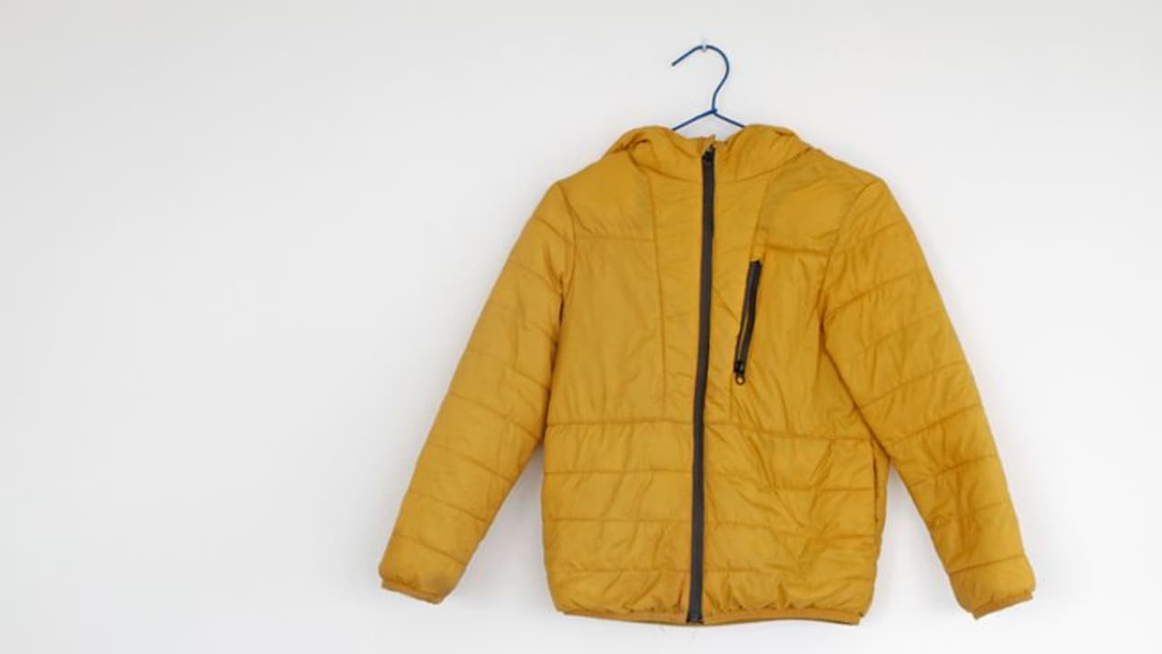 ജാക്കറ്റ് കടം നല്‍കാത്തതിന് യുവാവിനെ വെട്ടിക്കൊന്ന് ഓടയിലെറിഞ്ഞ കൂട്ടുകാരെ പൊക്കി!