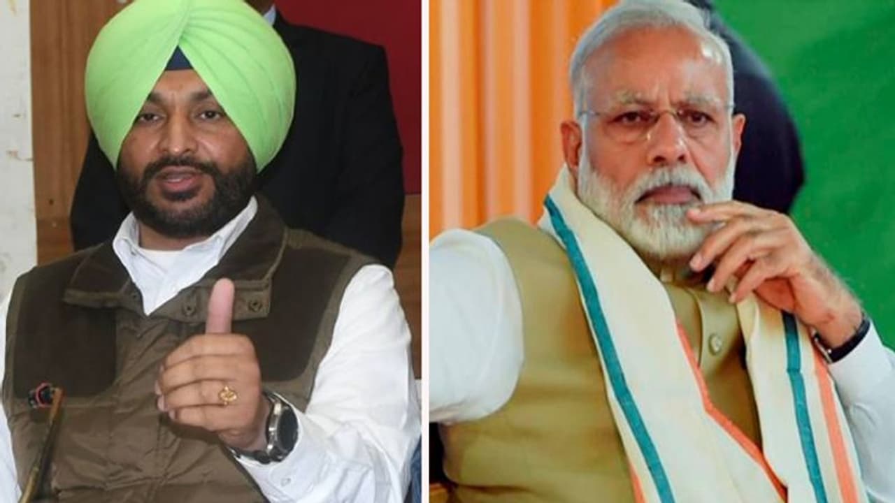 इधर भीड़ में फंसा था PM Modi का काफिला: उधर कांग्रेस का शर्मनाक बयान, कहा 'ये तो सिर्फ अभी छोटा सा ट्रेलर है' इधर भीड़ में फंसा था PM Modi का काफिला: उधर कांग्रेस का शर्मनाक बयान, कहा 'ये तो सिर्फ अभी छोटा सा ट्रेलर है'