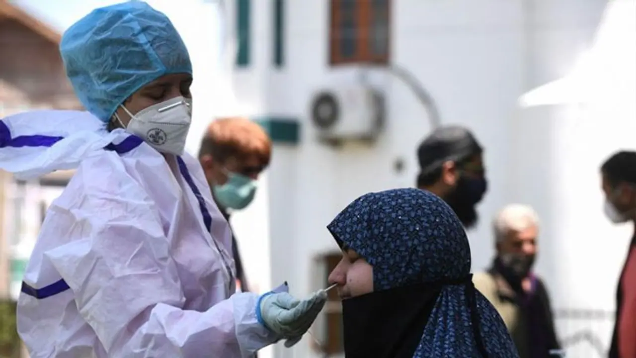 Covid 19 cases rise alarmingly, PM Modi to meet top officials today