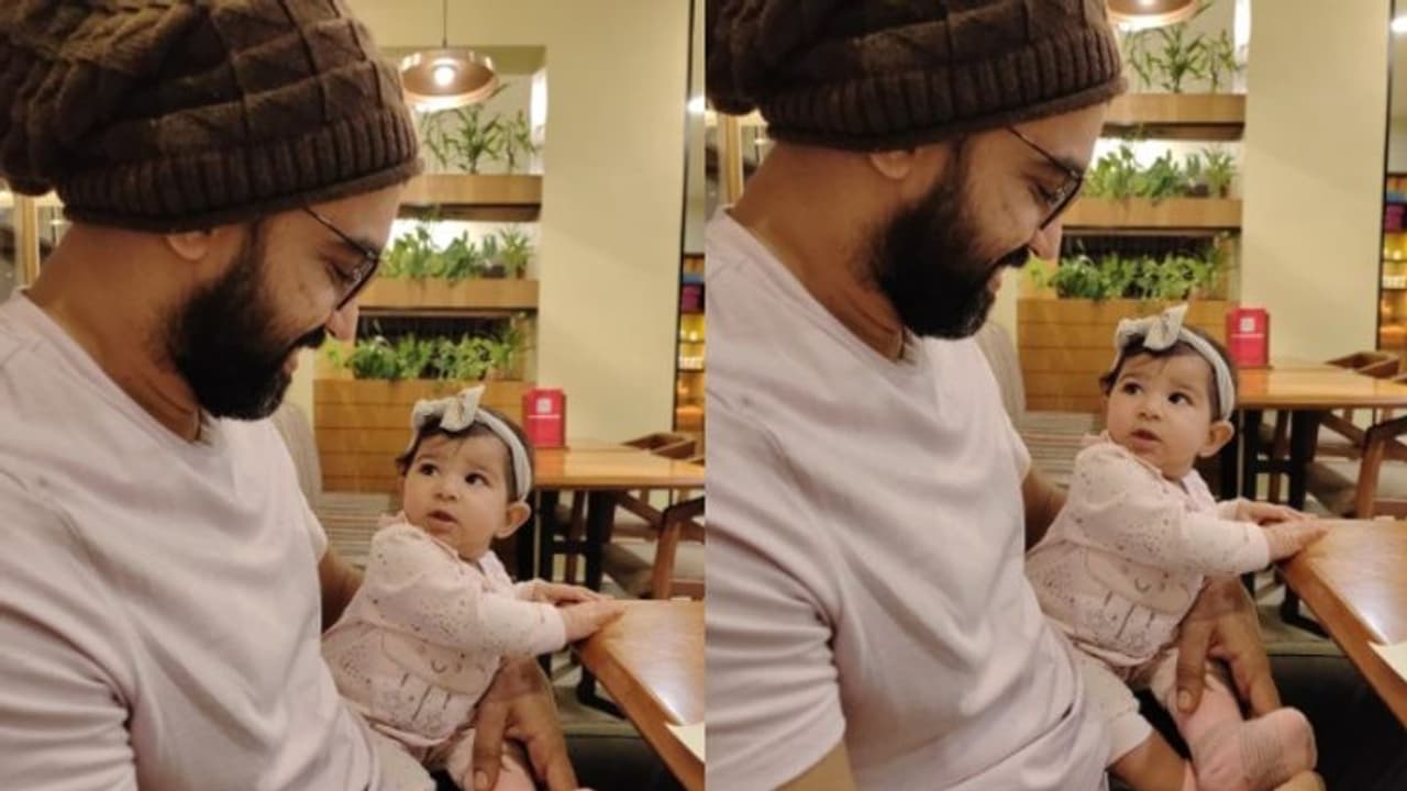 Siju Wilson : 'അച്ഛനും മകളും', ക്യൂട്ട് ഫോട്ടോയുമായി സിജു വില്‍സണ്‍