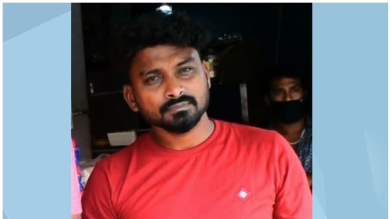 Pallippuram Goonda Attack : പള്ളിപ്പുറത്തെ ഗുണ്ടാ ആക്രമണം; പിടികിട്ടാപ്പുള്ളി ഷാനവാസ് പിടിയിൽ Pallippuram Goonda Attack : പള്ളിപ്പുറത്തെ ഗുണ്ടാ ആക്രമണം; പിടികിട്ടാപ്പുള്ളി ഷാനവാസ് പിടിയിൽ