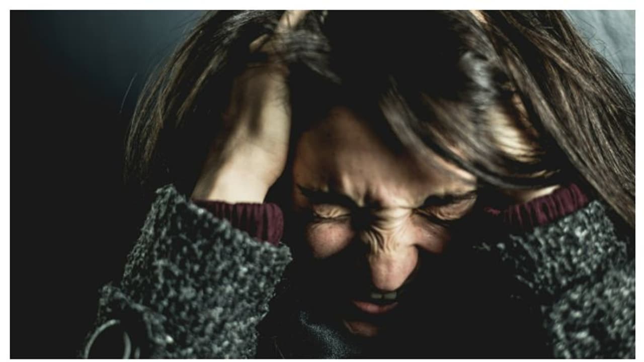 বাইপোলার ডিসঅর্ডার কি, এই সমস্যা দেখা দিলে কি করবেন, জেনে নিন এর লক্ষণগুলি