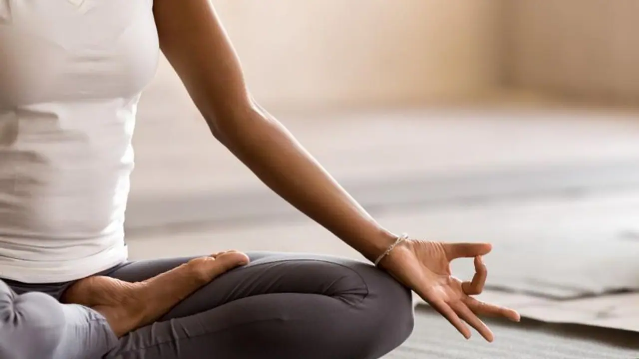 শরীর ও মন ভালো থাকার সঙ্গে ত্বক উজ্জ্বল হবে যোগাসনে, জেনে নিন কী কী আসন উপকারী শরীর ও মন ভালো থাকার সঙ্গে ত্বক উজ্জ্বল হবে যোগাসনে, জেনে নিন কী কী আসন উপকারী