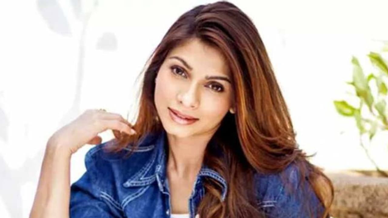 शादी की अफवाह पर Kajol की बहन ने तोड़ी चुप्पी, बताया आखिर क्यों पहनी है पैरों में सुहागन की तरह ये चीज शादी की अफवाह पर Kajol की बहन ने तोड़ी चुप्पी, बताया आखिर क्यों पहनी है पैरों में सुहागन की तरह ये चीज