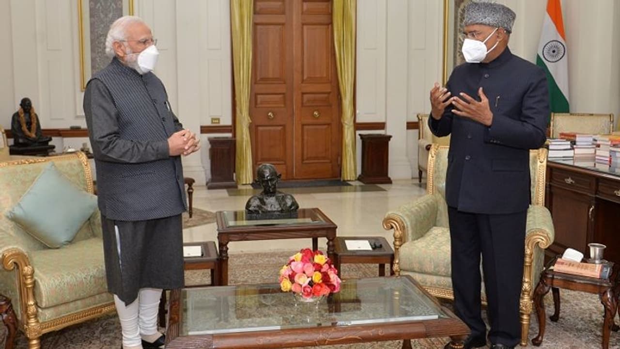 PM Security Breach ರಾಷ್ಟ್ರಪತಿ ಭೇಟಿಯಾದ ನರೇಂದ್ರ ಮೋದಿ, ಭದ್ರತಾ ಲೋಪ ಕುರಿತು ಗಂಭೀರ ಚರ್ಚೆ! PM Security Breach ರಾಷ್ಟ್ರಪತಿ ಭೇಟಿಯಾದ ನರೇಂದ್ರ ಮೋದಿ, ಭದ್ರತಾ ಲೋಪ ಕುರಿತು ಗಂಭೀರ ಚರ್ಚೆ!