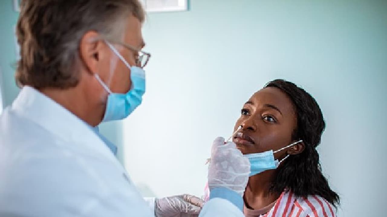 করোনার মাঝে চিন্তা বাড়াচ্ছে ফ্লোরোনা, শিশুদের শরীরে মিলছে ভাইরাস, জেনে রোগের লক্ষণ