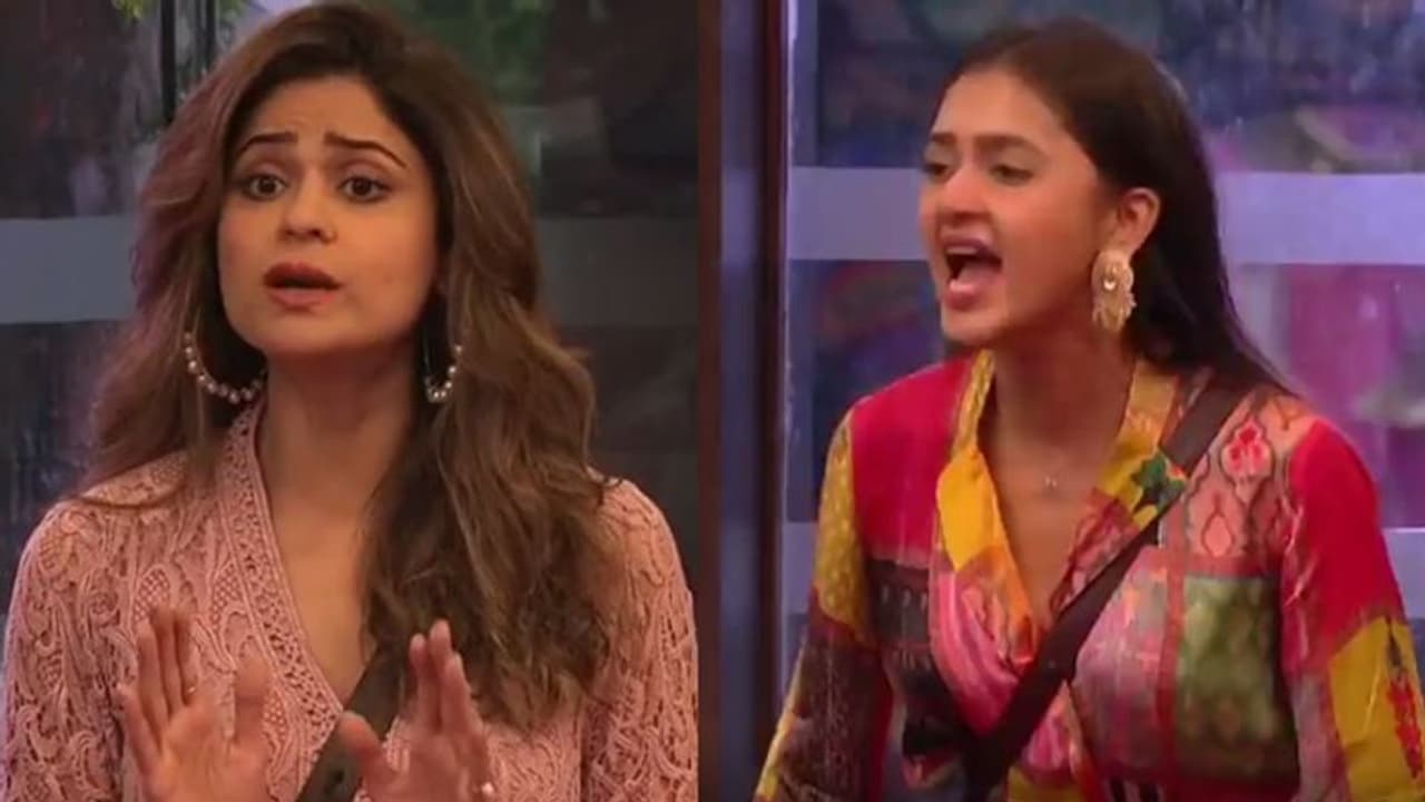 Bigg Boss 15 Updates : Shamita Shetty के कारण BF से बुरी तरह चिढ़ गई Tejasswi Prakash, उठाया ये कदम Bigg Boss 15 Updates : Shamita Shetty के कारण BF से बुरी तरह चिढ़ गई Tejasswi Prakash, उठाया ये कदम