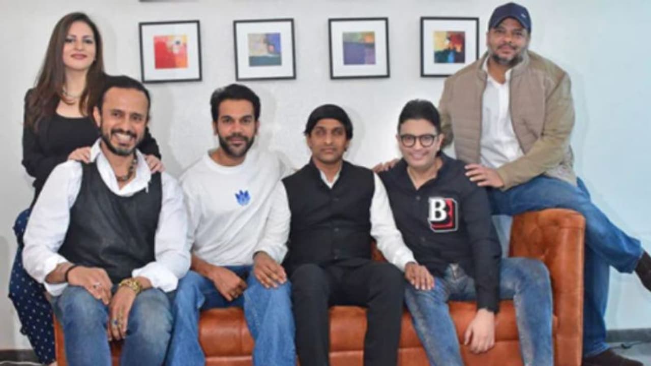 Srikanth Bolla biopic : ശ്രീകാന്ത് ബൊള്ളയുടെ ജീവിതം സിനിമയാകുന്നു, നായകനായി രാജ്കുമാര് റാവു Srikanth Bolla biopic : ശ്രീകാന്ത് ബൊള്ളയുടെ ജീവിതം സിനിമയാകുന്നു, നായകനായി രാജ്കുമാര് റാവു