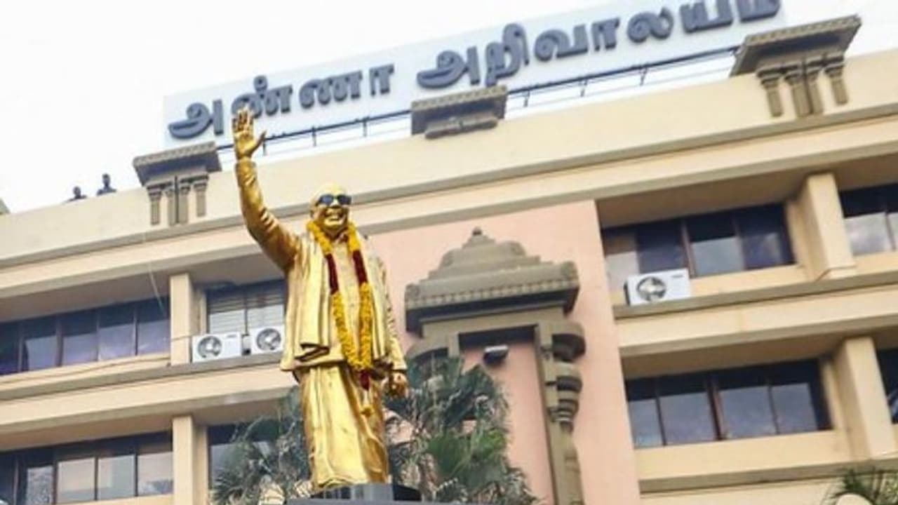 ஆமாய்யா! சீட் கொடுத்தா, எவ்வளவு செலவு பண்ணுவே?ன்னு நேர்காணல்ல கேட்கிறோம்.. தி.மு.க. ஓப்பன் டாக்..