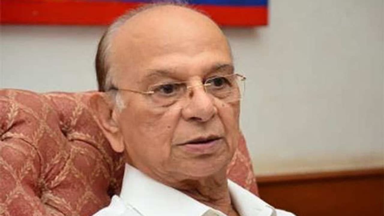 മുതിർന്ന കോൺഗ്രസ് നേതാവിന് ആജീവനാന്ത ക്യാബിനറ്റ് പദവി നൽകി ഗോവയിലെ ബിജെപി സർക്കാർ മുതിർന്ന കോൺഗ്രസ് നേതാവിന് ആജീവനാന്ത ക്യാബിനറ്റ് പദവി നൽകി ഗോവയിലെ ബിജെപി സർക്കാർ