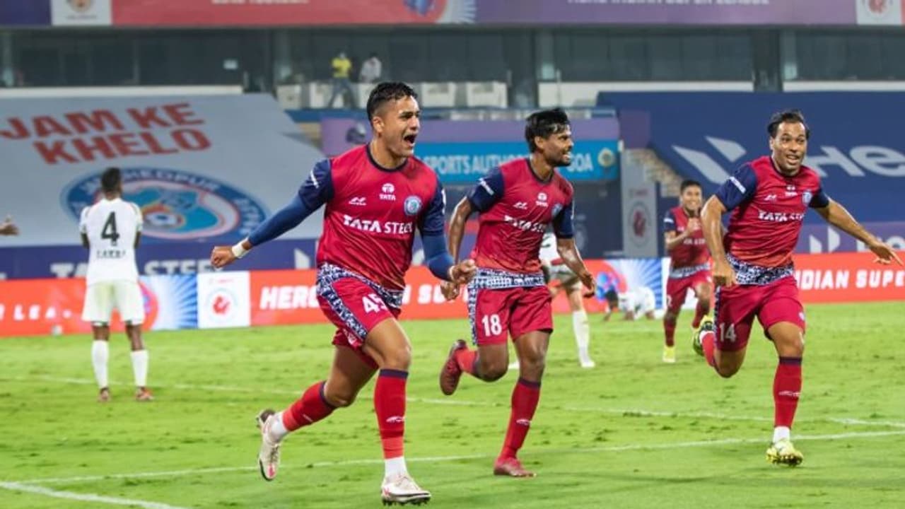 ISL 2021 22 : ഈസ്റ്റ് ബംഗാളിനെതിരെ ജംഷഡ്പൂര്‍ എഫ്‌സിക്ക് ജയം; കേരള ബ്ലാസ്റ്റേഴ്‌സിന് ഒന്നാംസ്ഥാനം നഷ്ടം