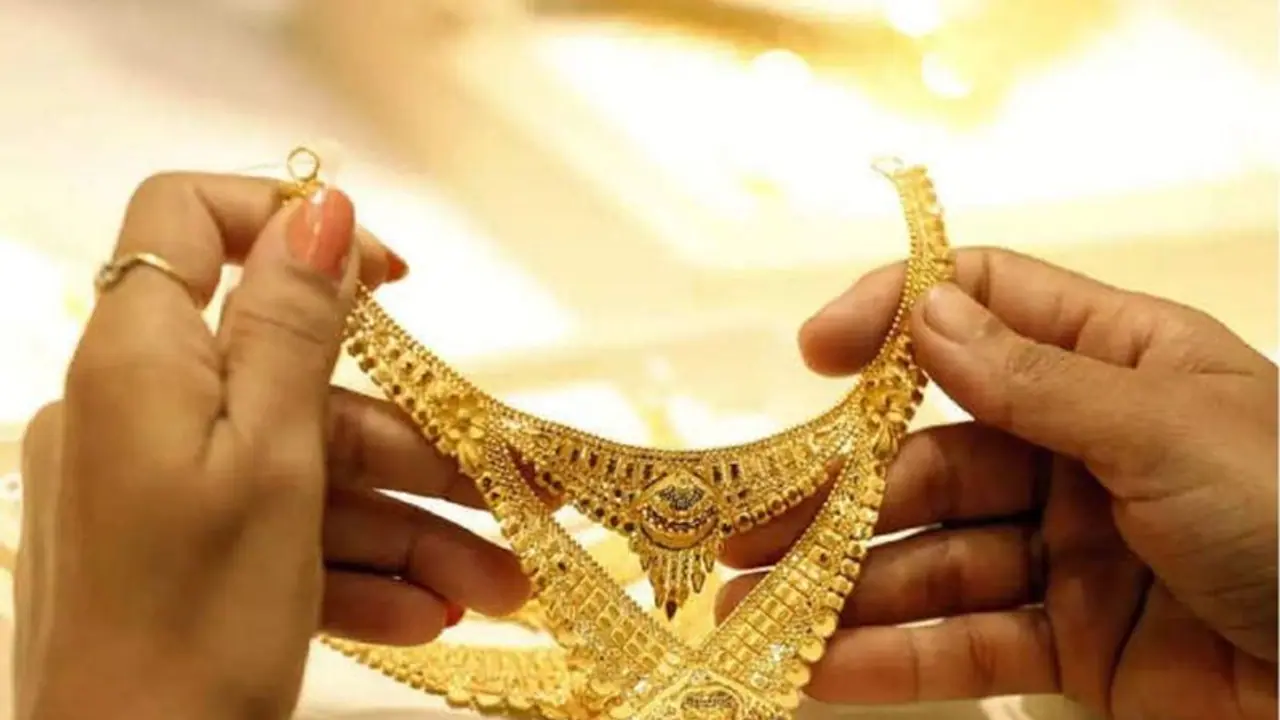 Gold and Silver Price Today 18 July: सोने के रेट में इजाफा, चांदी भी चमकी  खरीदारी से पहले जान लें नया रेट