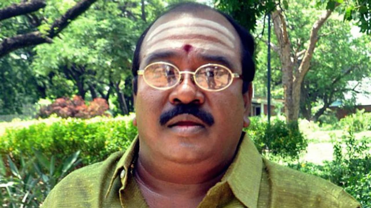 TP Gajendran : ‘கொரோனா’லாம் இல்லைங்க.... தெம்பாக வீடியோ வெளியிட்டு வதந்திகளை தவிடுபொடி ஆக்கிய டி.பி.கஜேந்திரன் TP Gajendran : ‘கொரோனா’லாம் இல்லைங்க.... தெம்பாக வீடியோ வெளியிட்டு வதந்திகளை தவிடுபொடி ஆக்கிய டி.பி.கஜேந்திரன்