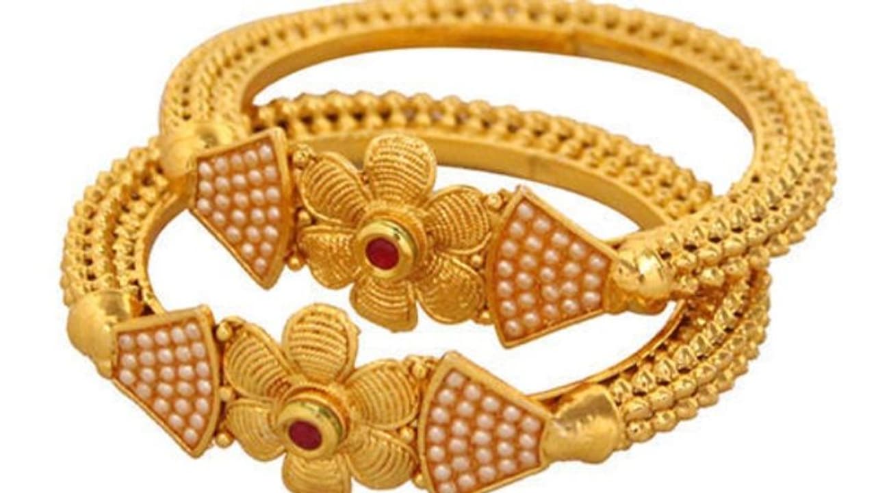 Gold Price Today : തുടർച്ചയായ രണ്ടാം ദിവസവും കുത്തനെ ഇടിഞ്ഞ് സ്വർണവില