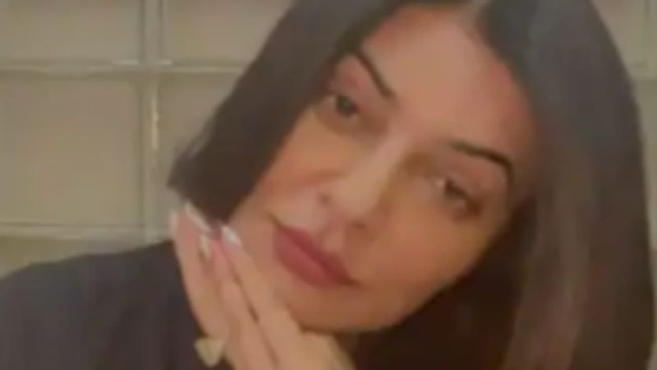 Susmita Sen : 'ബഹുമാനമില്ലാത്തിടത്ത് സ്നേഹത്തിന് അർത്ഥമില്ല', ബ്രേക്കപ്പിന് ശേഷം സുസ്മിത സെൻ Susmita Sen : 'ബഹുമാനമില്ലാത്തിടത്ത് സ്നേഹത്തിന് അർത്ഥമില്ല', ബ്രേക്കപ്പിന് ശേഷം സുസ്മിത സെൻ