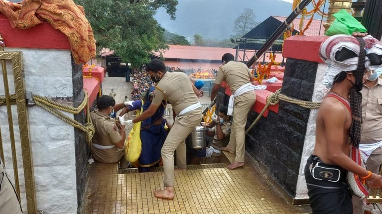 ശബരിമല ഡ്യൂട്ടിയിലെ പൊലീസുകാർക്കുളള മെസ് ഫീസ് ഏറ്റെടുത്ത് സർക്കാർ