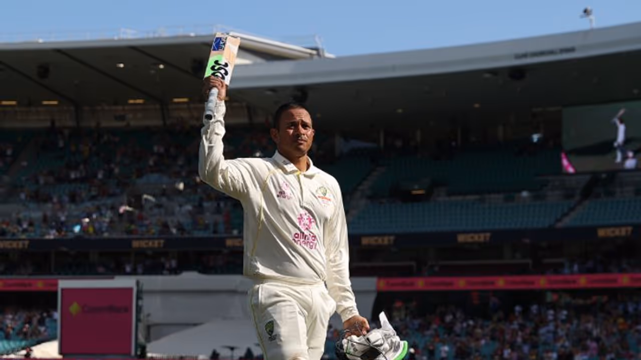 Ashes Test: ಸಿಡ್ನಿ ಟೆಸ್ಟ್ನಲ್ಲಿ ಮತ್ತೊಂದು ಶತಕ ಚಚ್ಚಿದ ಉಸ್ಮಾನ್ ಖವಾಜ..! Ashes Test: ಸಿಡ್ನಿ ಟೆಸ್ಟ್ನಲ್ಲಿ ಮತ್ತೊಂದು ಶತಕ ಚಚ್ಚಿದ ಉಸ್ಮಾನ್ ಖವಾಜ..!