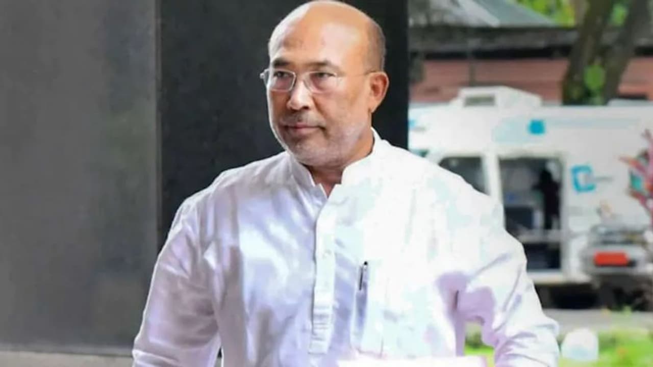 मणिपुर चुनाव : बीजेपी ने सभी 60 सीटों पर उतारे उम्मीदवार, इस सीट से लड़ेंगे मुख्यमंत्री एन बीरेन सिंह मणिपुर चुनाव : बीजेपी ने सभी 60 सीटों पर उतारे उम्मीदवार, इस सीट से लड़ेंगे मुख्यमंत्री एन बीरेन सिंह