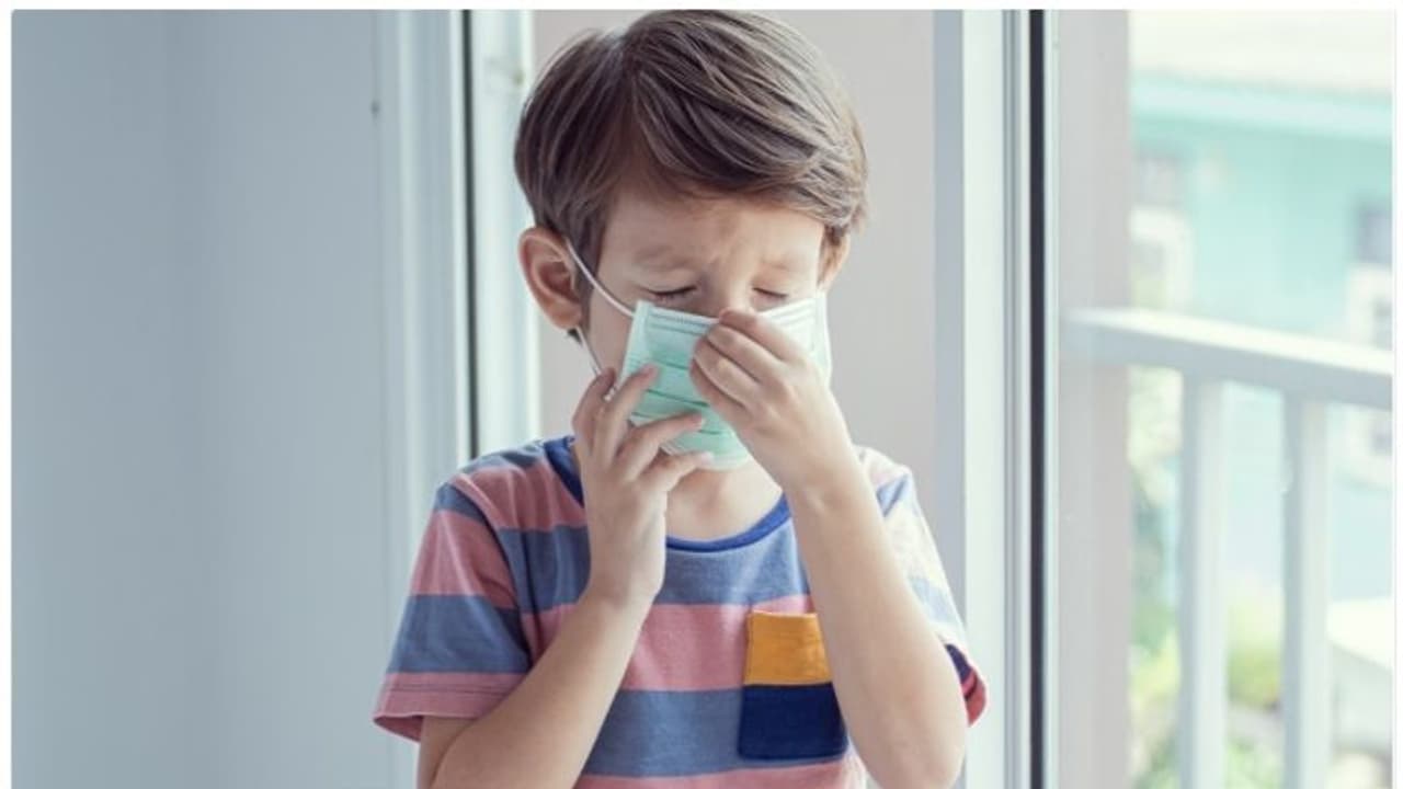 Omicron and Kids : കുട്ടികളെ ഒമിക്രോൺ ബാധിക്കാതിരിക്കാൻ രക്ഷിതാക്കൾ ശ്രദ്ധിക്കേണ്ടത്...