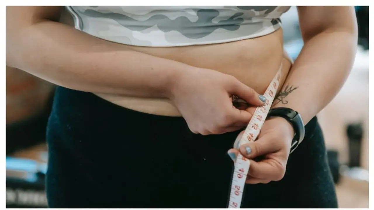 நீங்கள் உடல் எடை குறைந்து "ஃபிட்டாக" வேண்டுமா? இந்த 3 டிப்ஸ் போதும்! நீங்கள் உடல் எடை குறைந்து "ஃபிட்டாக" வேண்டுமா? இந்த 3 டிப்ஸ் போதும்!