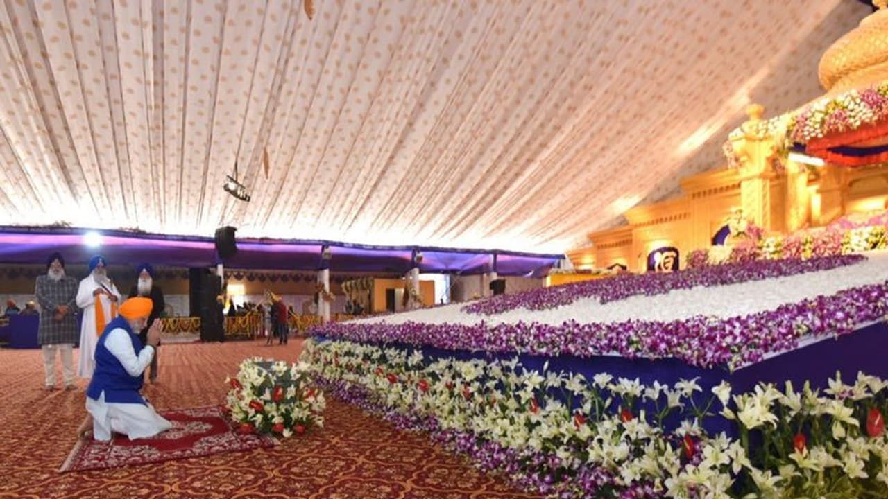 Guru Prakash Parv: पीएम ने ट्वीट कर कहा मैं इस तथ्य को संजो कर रखूंगा, दिल्ली में गुरुद्वारा जाने की छूट