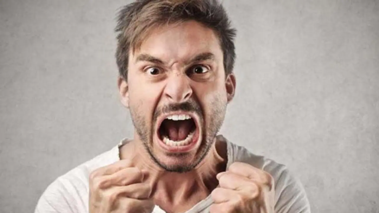 Life Management: गुस्सैल युवक को पिता ने दिया एक काम, इसके बाद कम होने लगा उसका गुस्सा, कौन सा था वो काम?