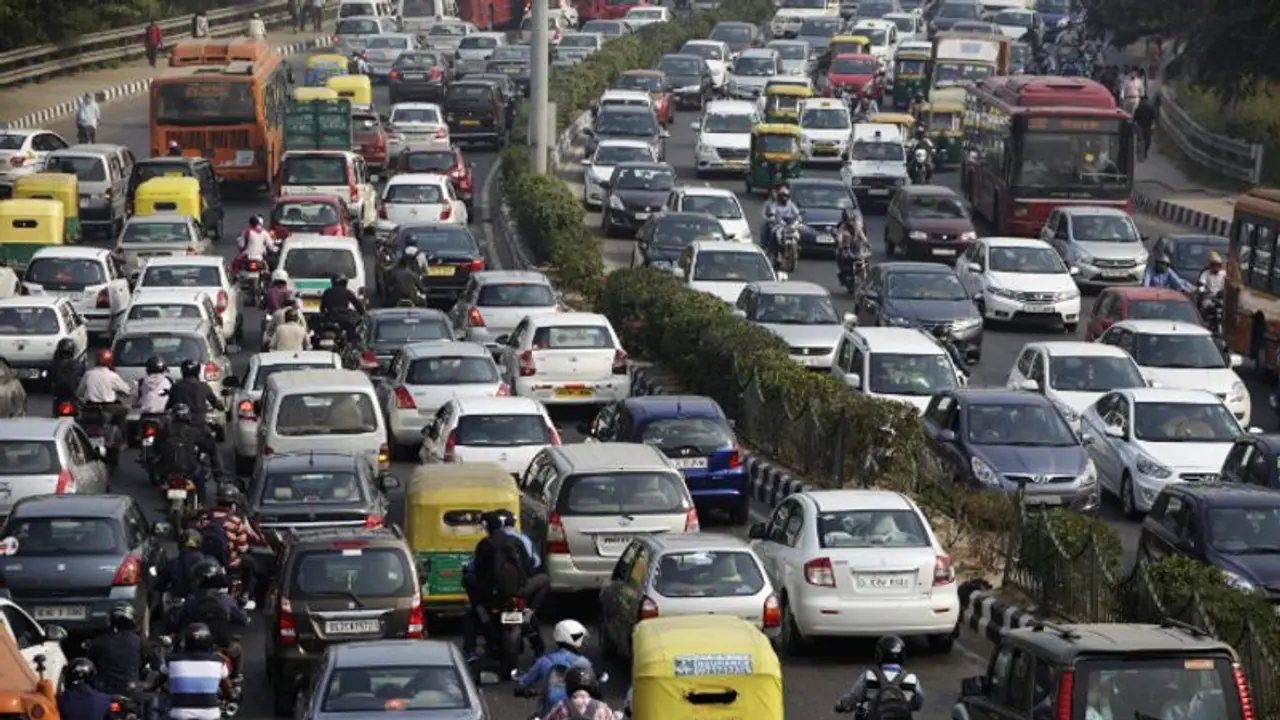 New vehicle rules: ఇకపై ఏ వాహనమైనా రోడ్డెక్కాలంటే.. ఆ సర్టిఫికేట్ కూడా తప్పనిసరి! New vehicle rules: ఇకపై ఏ వాహనమైనా రోడ్డెక్కాలంటే.. ఆ సర్టిఫికేట్ కూడా తప్పనిసరి!