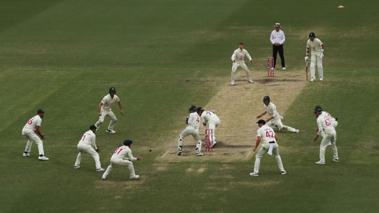 Ashes : അവസാന പന്തുവരെ നെഞ്ചിടിക്കും ആവേശം; ആഷസ് നാലാം ടെസ്റ്റ് ത്രില്ലര്‍ സമനിലയില്‍