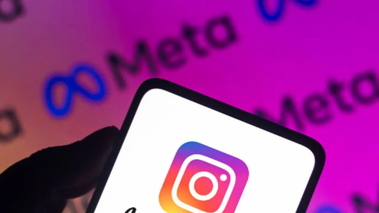 আগেই কোপ পড়েছিল ফেসবুকে, আমেরিকার উপর বদলা নিতে এবার ইনস্টাগ্রামও নিষিদ্ধ রাশিয়ায়