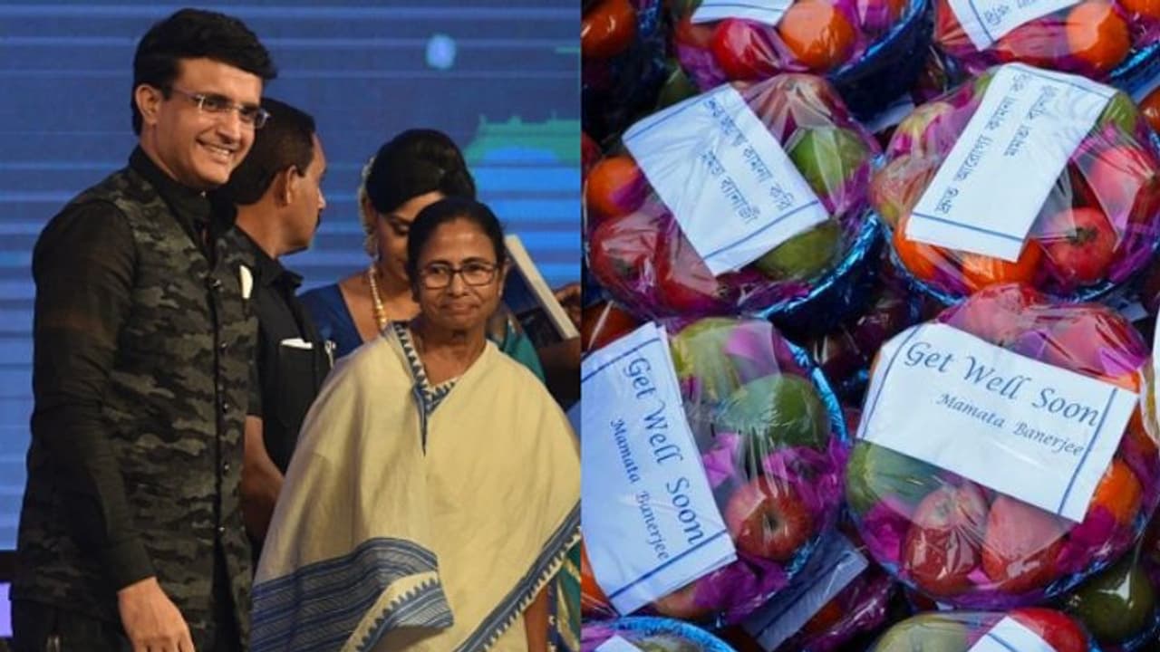 Sourav Ganguly: সৌরভের আরোগ্য কামনায় মমতা বন্দ্যোপাধ্য়ায়, বাড়িতে পাঠালেন ফল হেল্থ ড্রিঙ্কস Sourav Ganguly: সৌরভের আরোগ্য কামনায় মমতা বন্দ্যোপাধ্য়ায়, বাড়িতে পাঠালেন ফল হেল্থ ড্রিঙ্কস