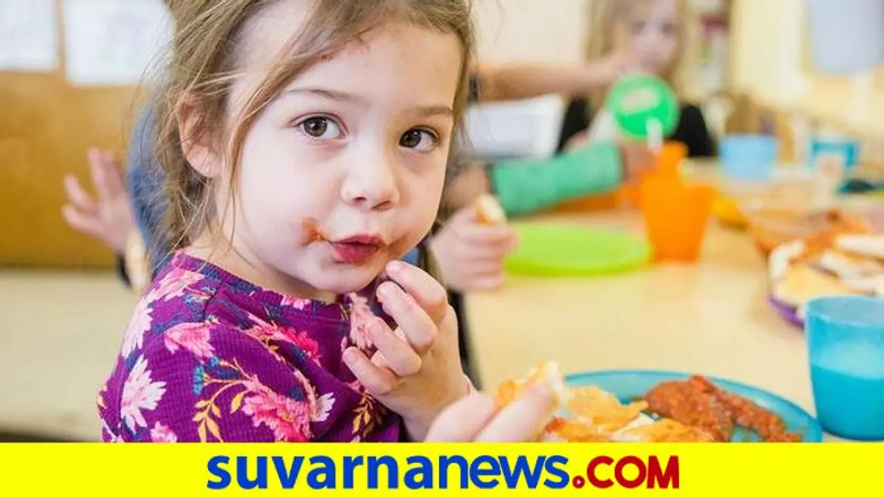 Healthy Food For Children: ದೊಡ್ಡವರು ತಿನ್ನುವ ಆಹಾರವನ್ನೆಲ್ಲಾ ಮಕ್ಕಳಿಗೂ ಕೊಡಬಹುದಾ ?