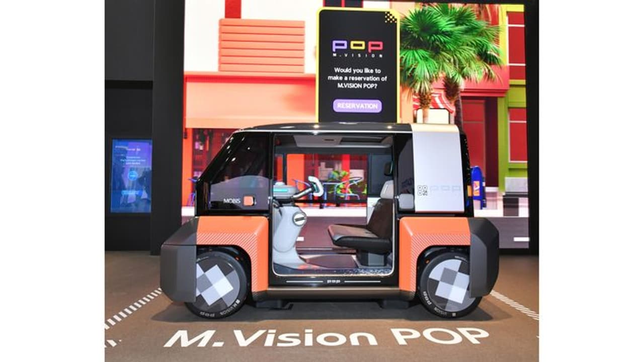 Hyundai Mobis : കിടിലന് കൺസെപ്റ്റ് വാഹനങ്ങളുമായി ഹ്യുണ്ടായി മോബിസ് Hyundai Mobis : കിടിലന് കൺസെപ്റ്റ് വാഹനങ്ങളുമായി ഹ്യുണ്ടായി മോബിസ്