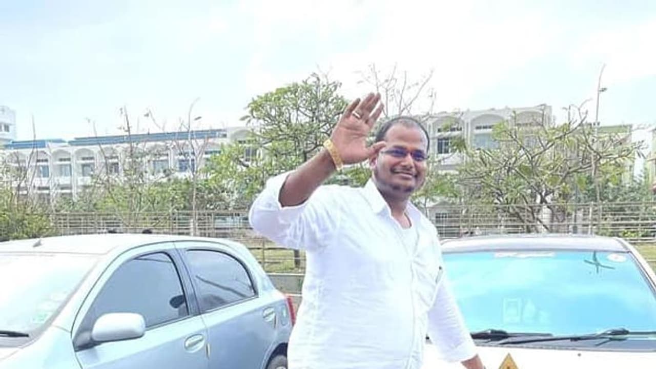 Udhayanidhi stalin: நான் அவன் இல்லை... யார் இந்த ராஜேஷ்..? போலீஸ் தந்த டுவிஸ்ட் Udhayanidhi stalin: நான் அவன் இல்லை... யார் இந்த ராஜேஷ்..? போலீஸ் தந்த டுவிஸ்ட்