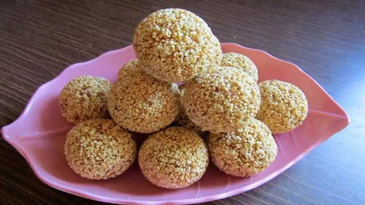 লক্ষ্মী পুজোয় গুড় দিয়ে তৈরি করুন এই পাঁচটি পদ, জেনে নিন দেবীকে কী কী নিবেদন করবেন লক্ষ্মী পুজোয় গুড় দিয়ে তৈরি করুন এই পাঁচটি পদ, জেনে নিন দেবীকে কী কী নিবেদন করবেন