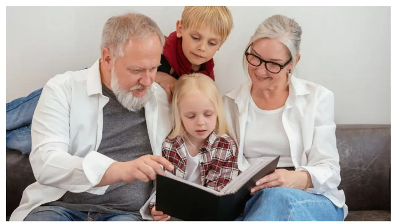 தாத்தா, பாட்டிகளுடன் வளரும் குழந்தைகள் அதீத...திறமையானவர்கள்...ஆராய்ச்சிகள் சொல்வது என்ன? தாத்தா, பாட்டிகளுடன் வளரும் குழந்தைகள் அதீத...திறமையானவர்கள்...ஆராய்ச்சிகள் சொல்வது என்ன?