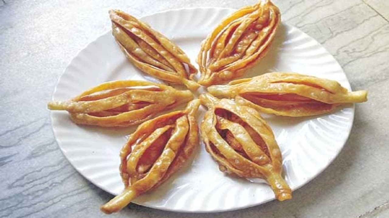 sankranthi 2022: పనస పూలతో సంక్రాంతి స్పెషల్ స్వీట్.. నోట్లో వేస్తే అలా కరిగిపోతాయంతే.. sankranthi 2022: పనస పూలతో సంక్రాంతి స్పెషల్ స్వీట్.. నోట్లో వేస్తే అలా కరిగిపోతాయంతే..
