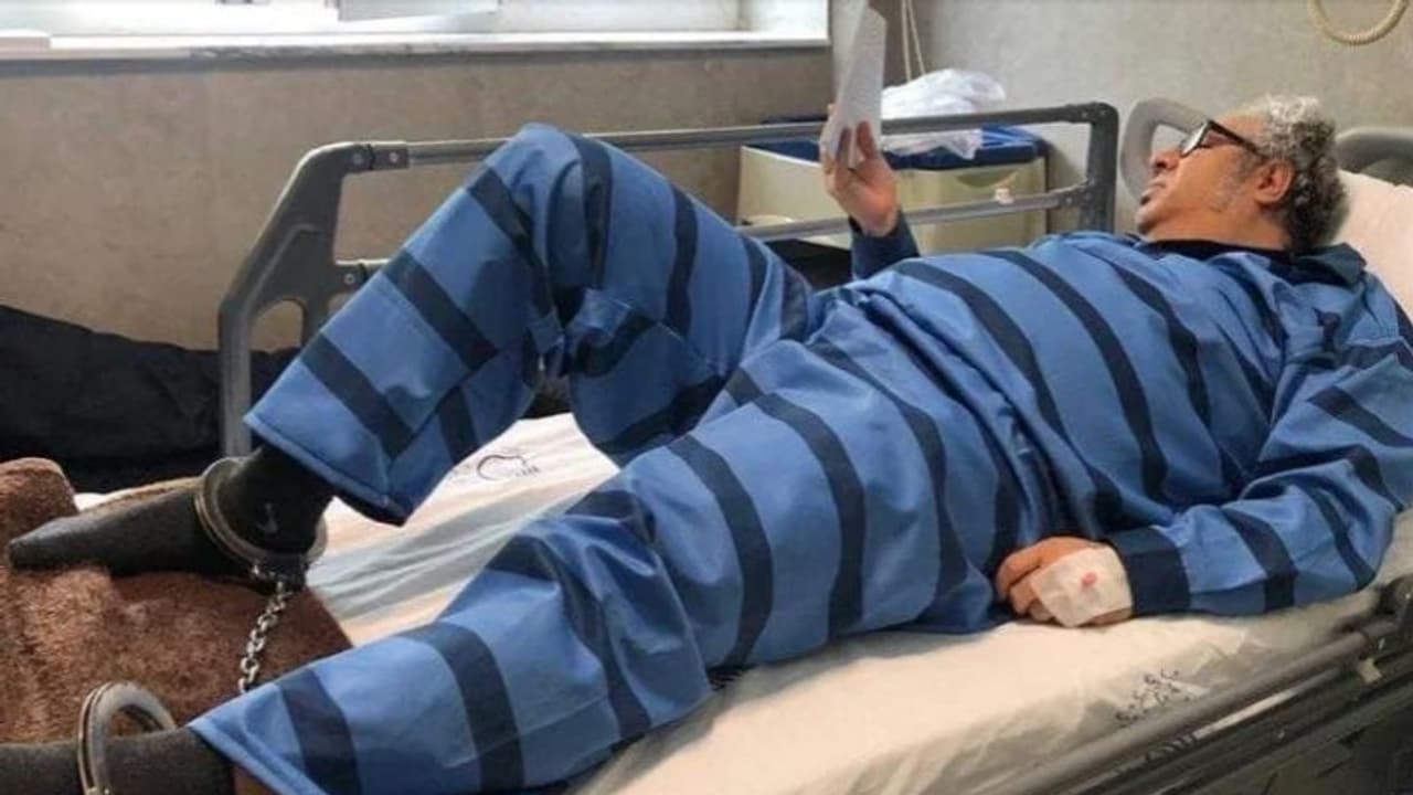 കാല്ച്ചങ്ങലകളിട്ട് ആശുപത്രിക്കിടക്കയില്, പ്രമുഖ ഇറാന് ചലച്ചിത്രകാരന് യാത്രയായി കാല്ച്ചങ്ങലകളിട്ട് ആശുപത്രിക്കിടക്കയില്, പ്രമുഖ ഇറാന് ചലച്ചിത്രകാരന് യാത്രയായി