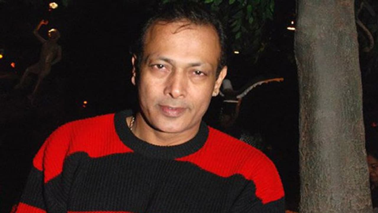 बॉलीवुड के टार्जन Hemant Birje हुए सड़क हादसे का शिकार, पत्नी को आई मामूली चोट, बेटी एकदम सेफ बॉलीवुड के टार्जन Hemant Birje हुए सड़क हादसे का शिकार, पत्नी को आई मामूली चोट, बेटी एकदम सेफ