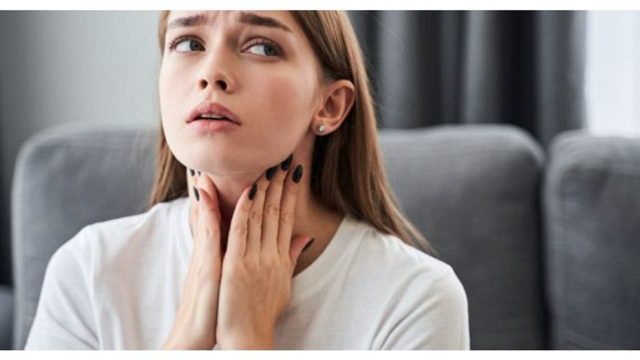 குமட்டல் மற்றும் பசியின்மை இருக்க... அப்படினா அலட்சியம் வேண்டாம்? ஒமைக்ரான் தொற்றின் புதிய அறிகுறிகள்... குமட்டல் மற்றும் பசியின்மை இருக்க... அப்படினா அலட்சியம் வேண்டாம்? ஒமைக்ரான் தொற்றின் புதிய அறிகுறிகள்...